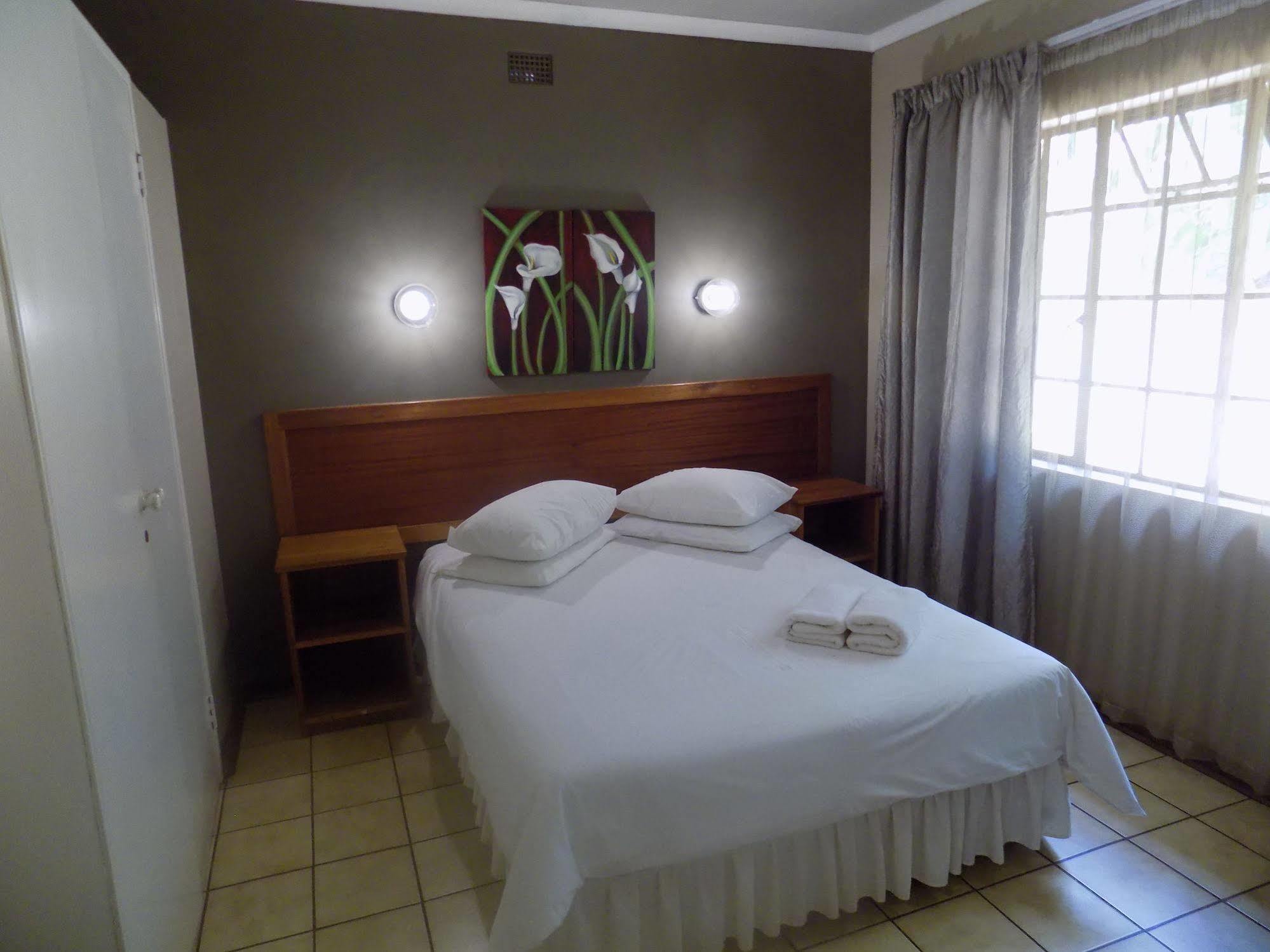 Eagles Nest Chalet *